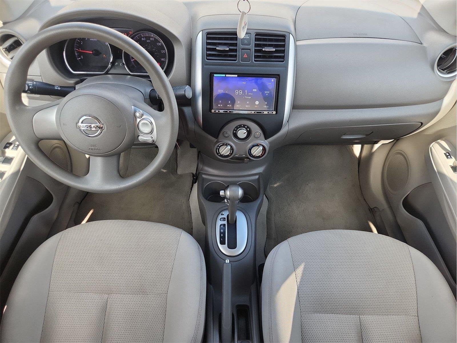 2014 Nissan Versa Sedan SV - Photo 13