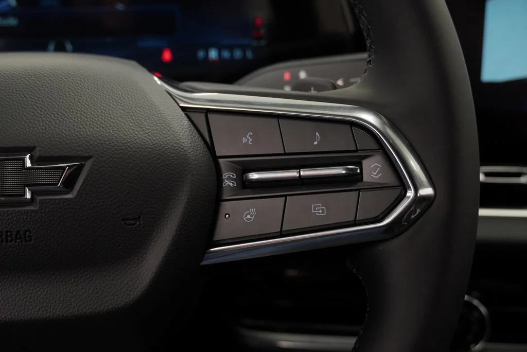 2027 Chevrolet Equinox LT - Photo 21