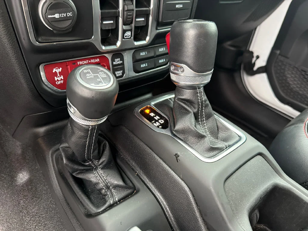 Used 2024 White Jeep Rubicon X image 32