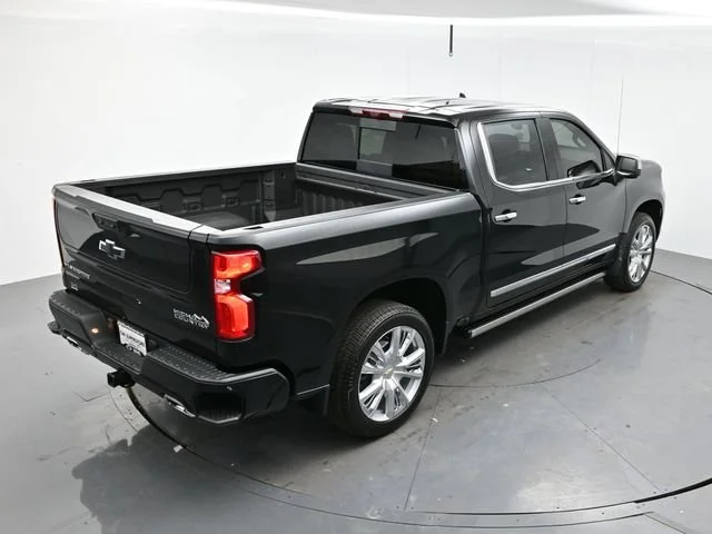 Used 2026 Black Chevrolet High Country image 40