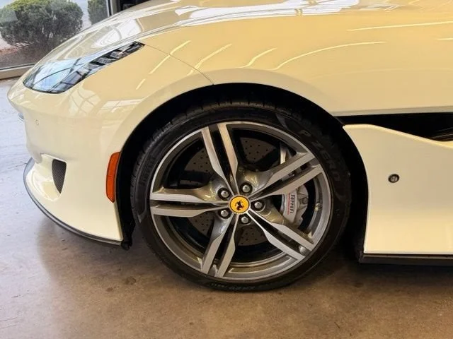 Certified Used 2019 Bianco Avus Ferrari Base image 39