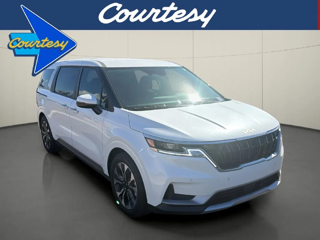 Used 2024 White Kia EX image 1