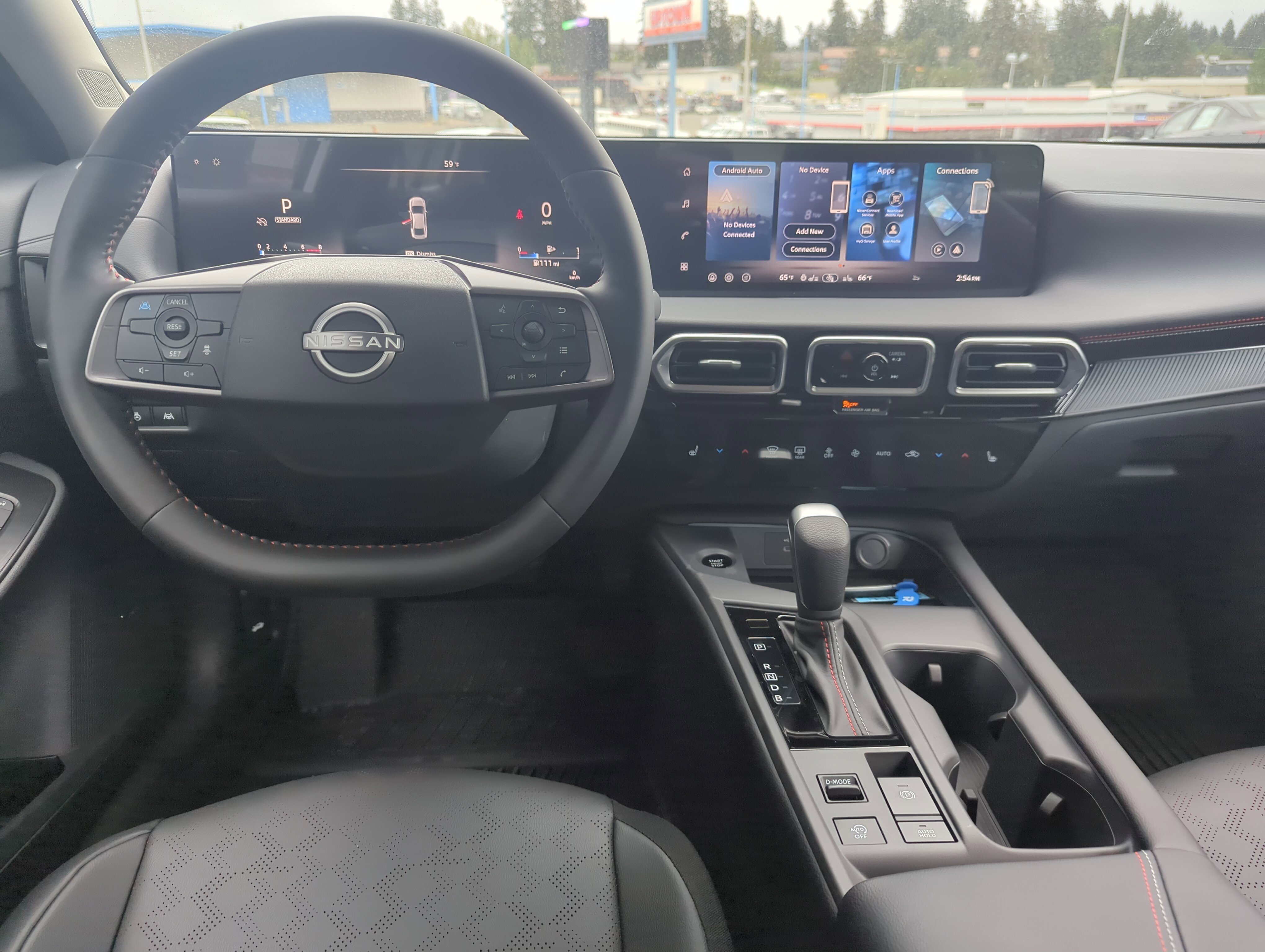 New 2026 Aspen White Tricoat/Super Black Nissan SR image 13