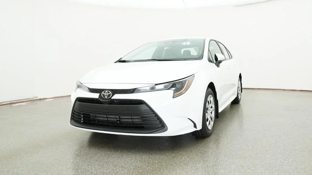 New 2026 Ice Cap Toyota LE image 19