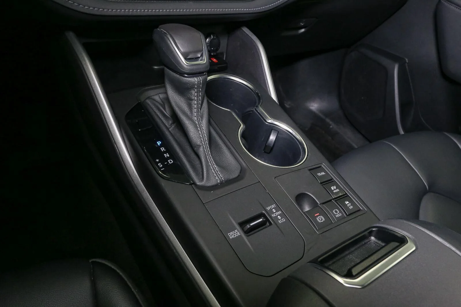 Used 2023 Moon Dust Toyota XLE image 35