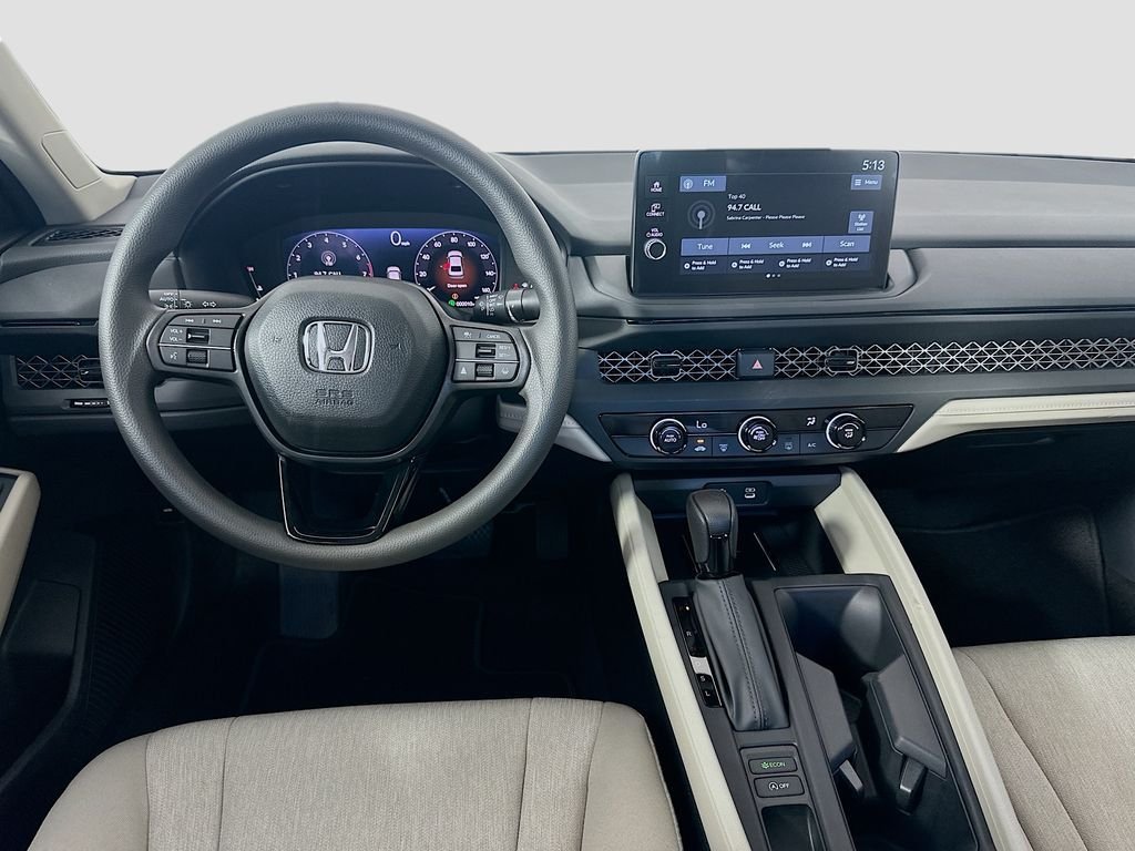 New 2026 Platinum White Pearl Honda LX image 18