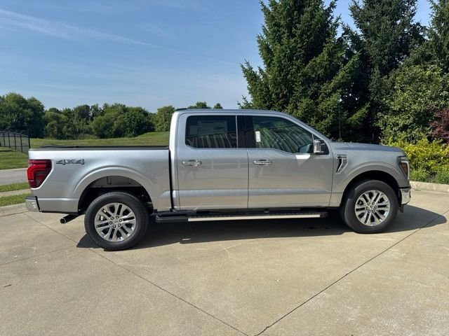 New 2026 Iconic Silver Metallic Ford Lariat® image 4