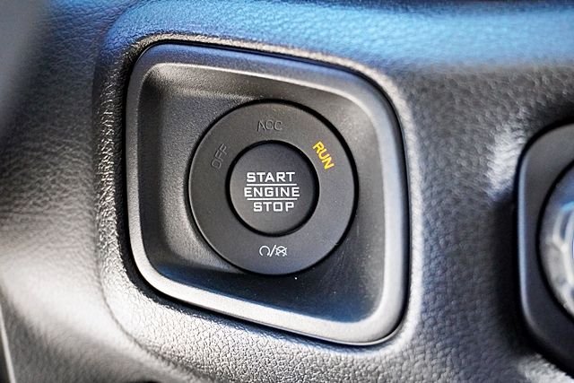 New 2026 Bright White Clear-Coat Exterior Paint Jeep Sport image 34