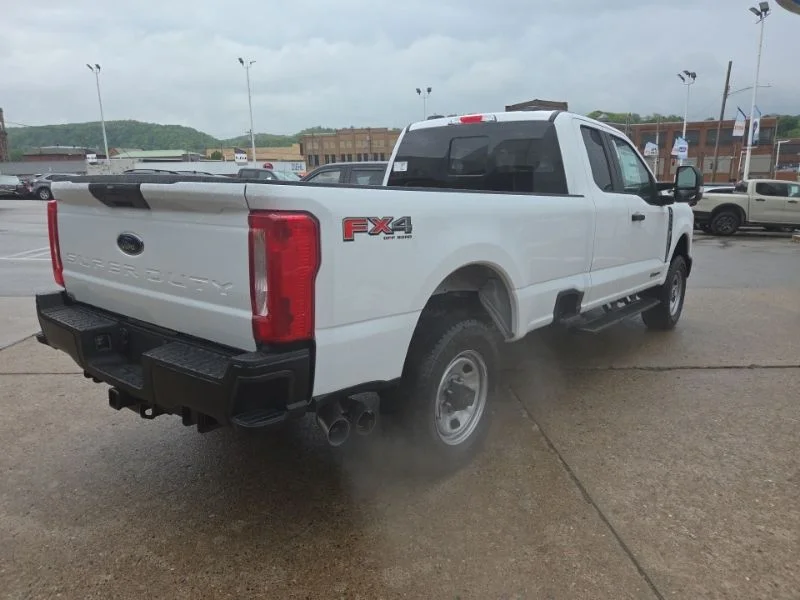 New 2026 Oxford White Ford F-350® XL image 7