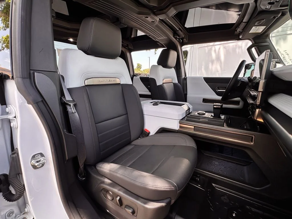Used 2024 White GMC 3X image 27