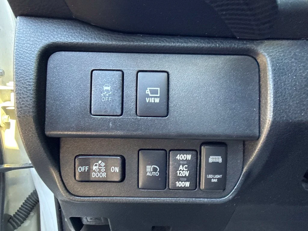 Used 2020 Super White Toyota Limited image 17