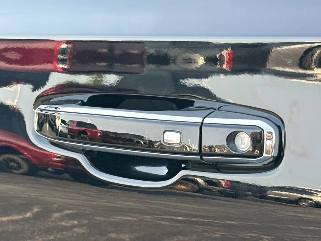 2026 GMC Yukon XL Denali - Photo 12