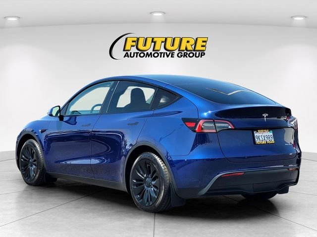 Used 2023  Tesla Long Range image 6