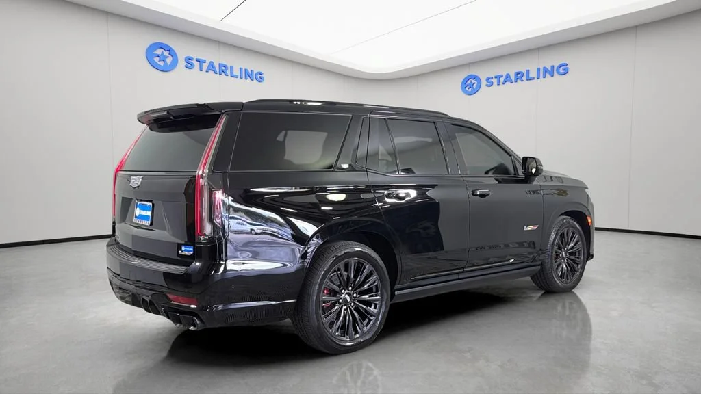 Used 2023 BLACK RAVEN Cadillac AWD V-Series image 10