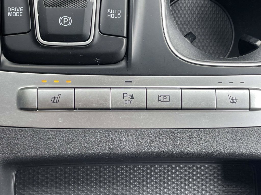 Used 2024 Blue Kia LX image 31