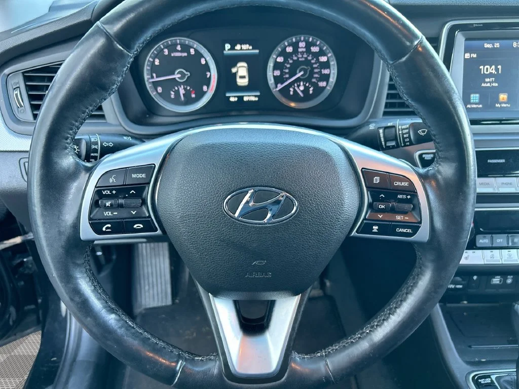 Used 2019 Black Hyundai SEL image 29