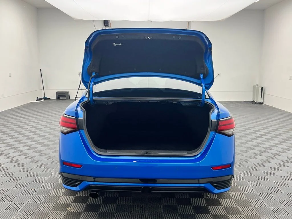 Used 2024 Blue Nissan SR image 10