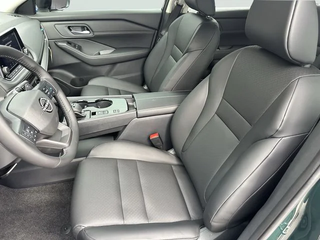 New 2026 Obsidian Green Pearl Nissan Dark Armor™ image 17