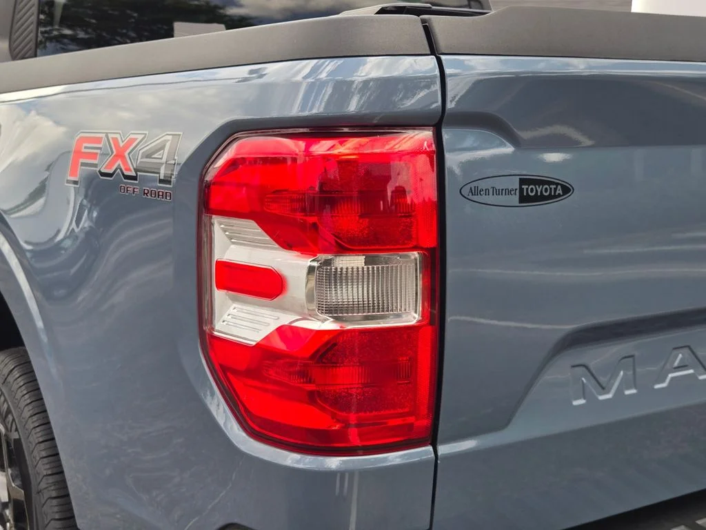 Used 2025 Gray Ford XLT image 12