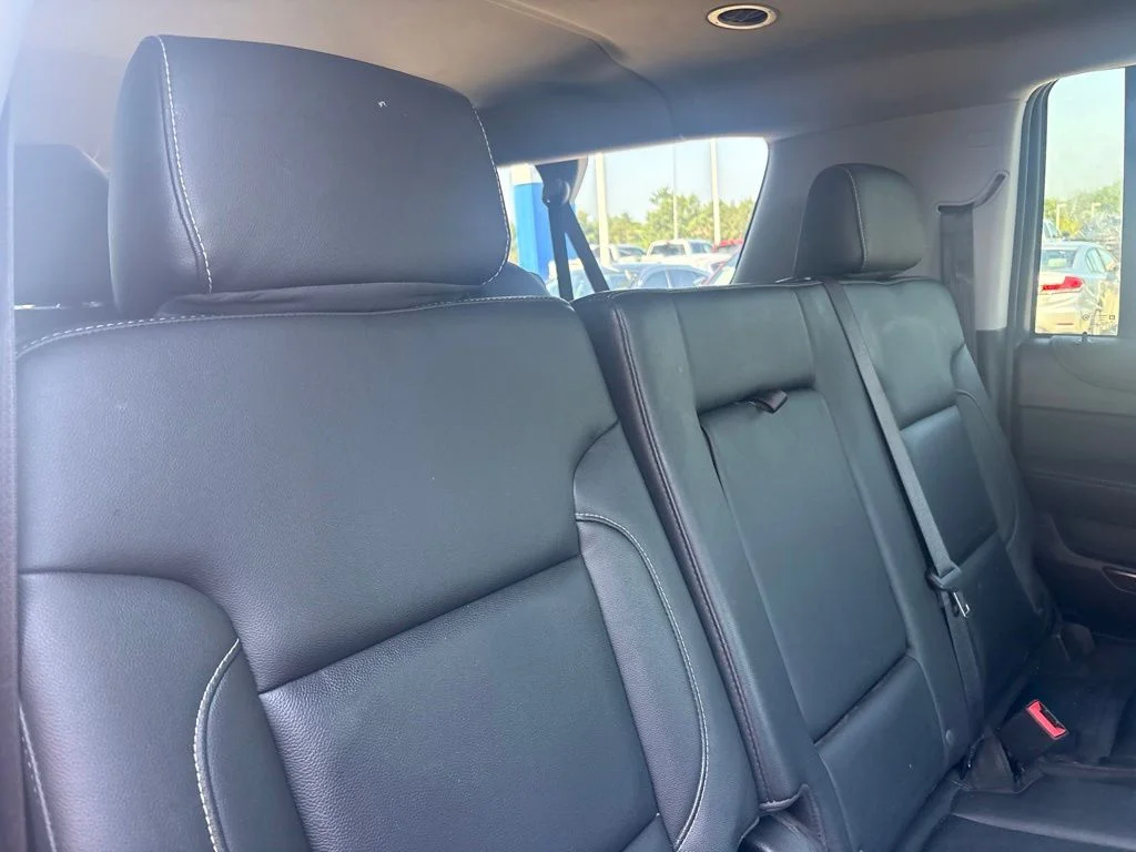 Used 2019 White Chevrolet LT image 33