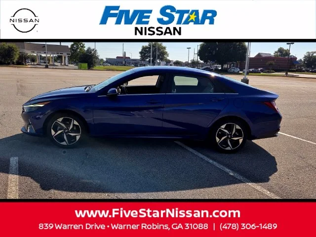 Used 2023 Blue Hyundai Limited image 4