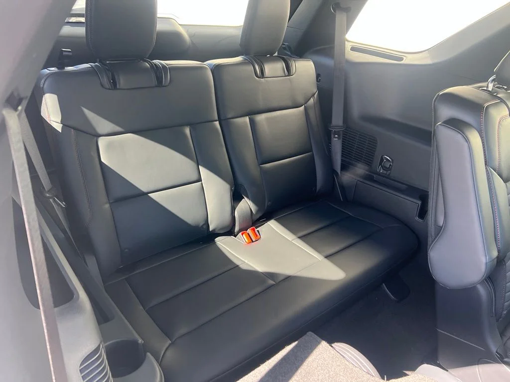 New 2026 Space White Metallic Ford ST-Line image 27