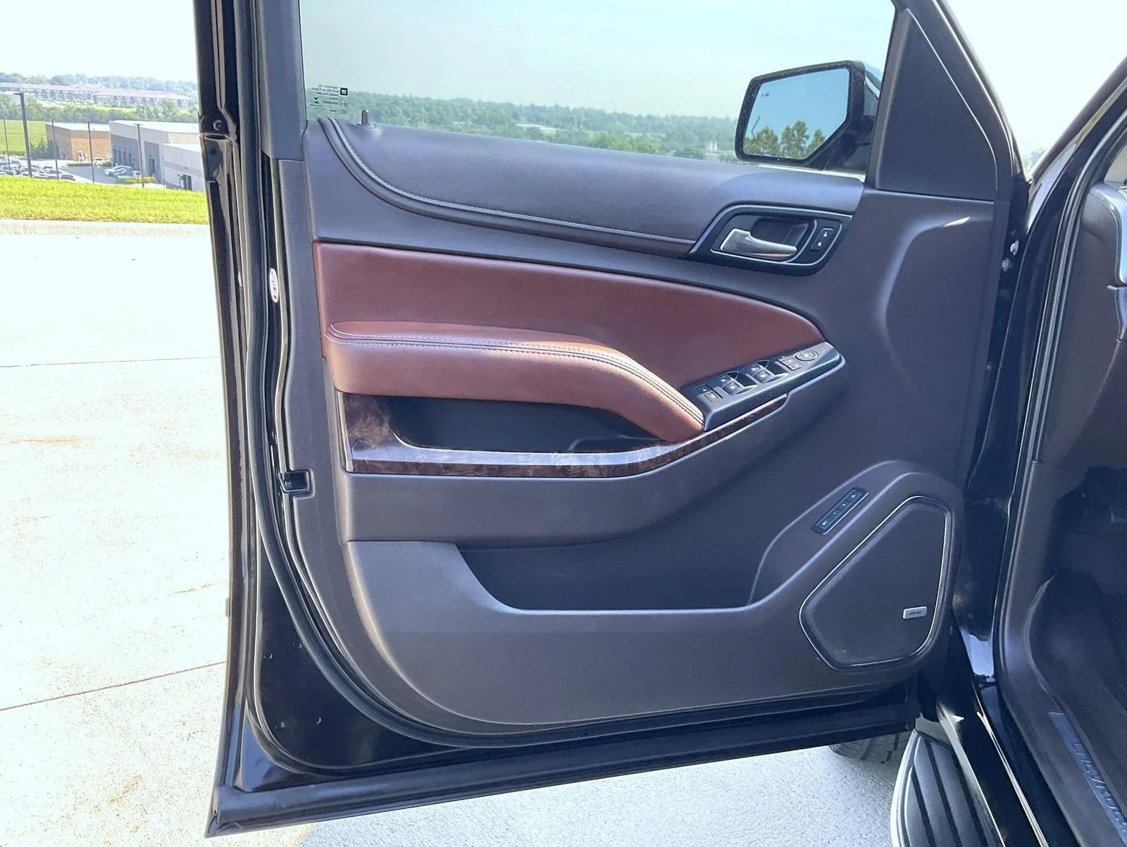 Used 2018 Black Chevrolet Premier image 10