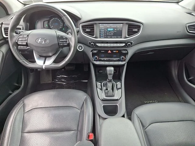 Used 2018 Black Hyundai Limited image 15