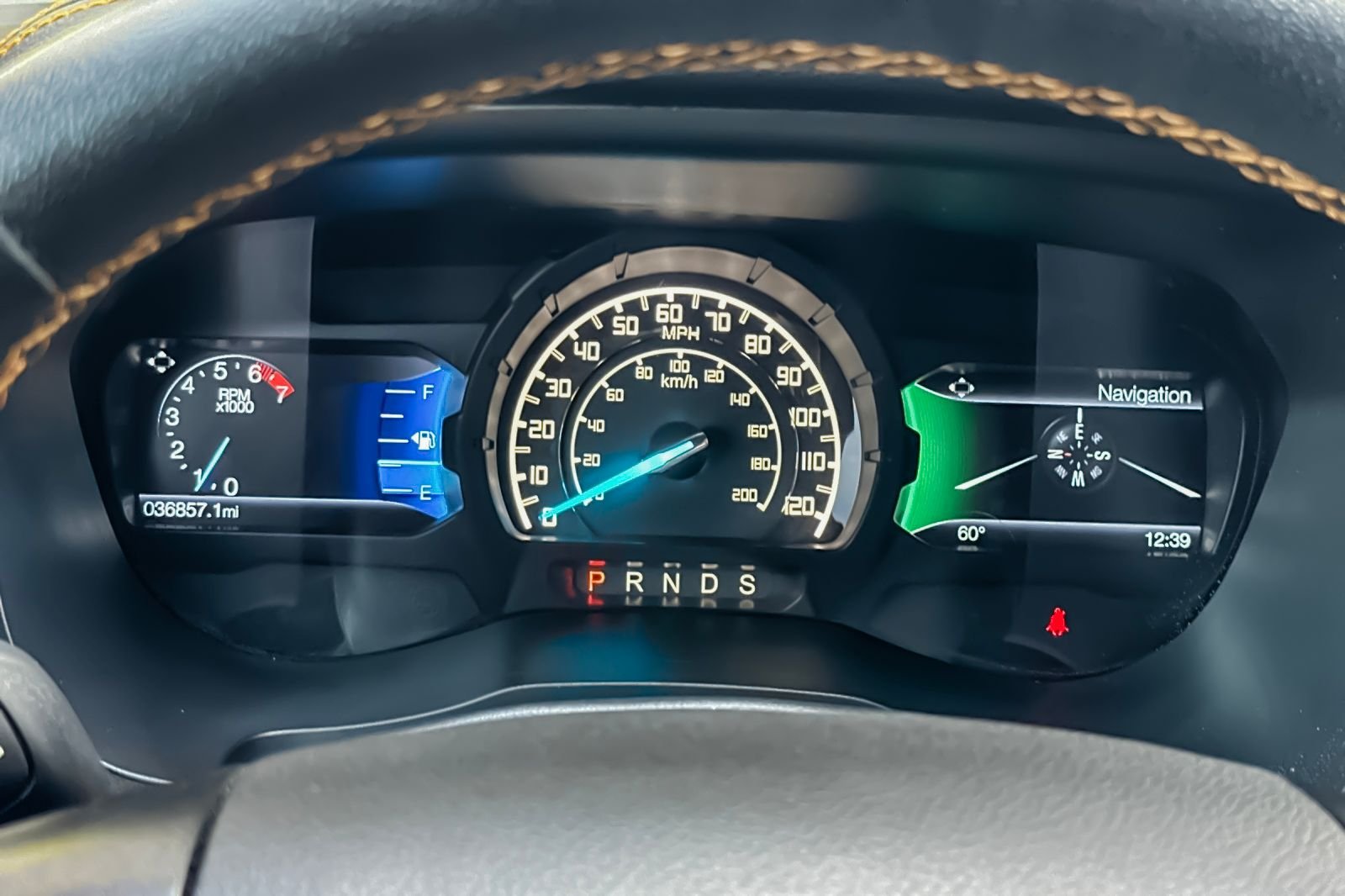 Used 2022  Ford Lariat image 23