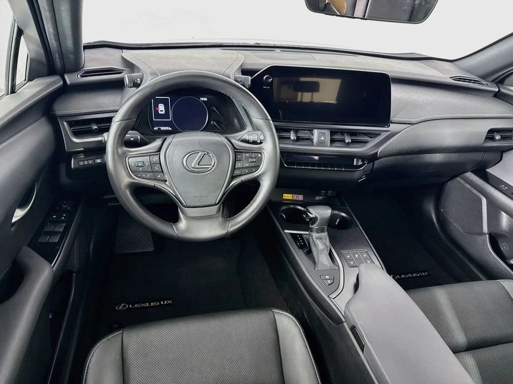 Used 2023 Iridium Lexus 250h Premium image 23