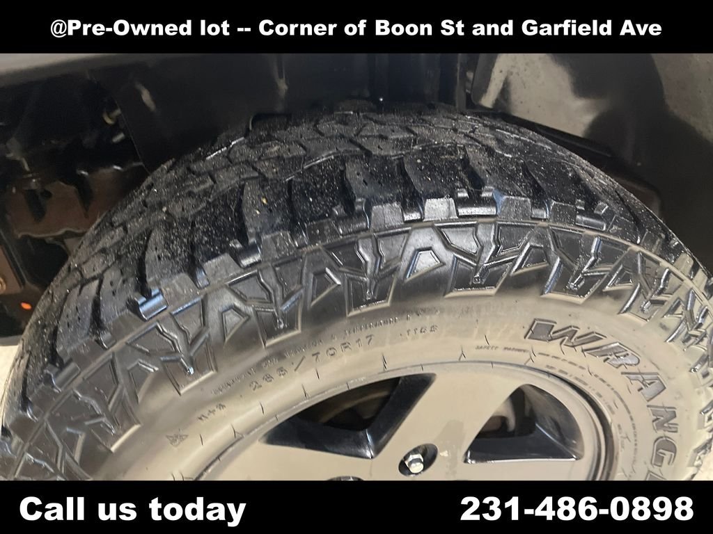 Used 2012 Black Jeep Unlimited Rubicon image 12