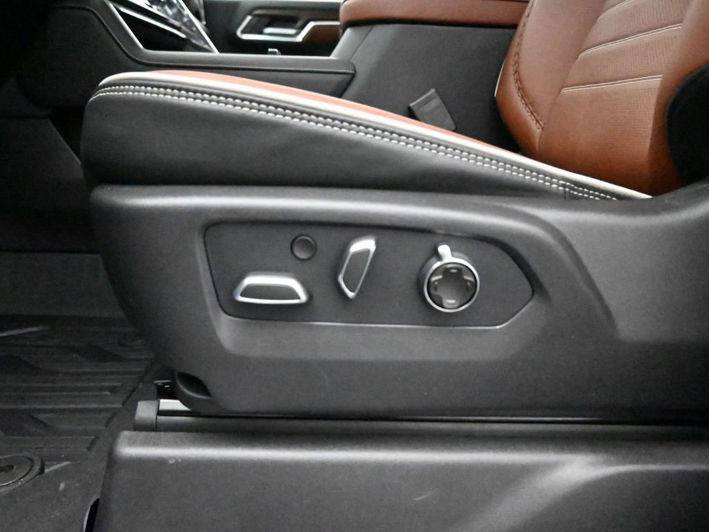 2026 GMC Sierra 3500HD Denali Ultimate - Photo 11