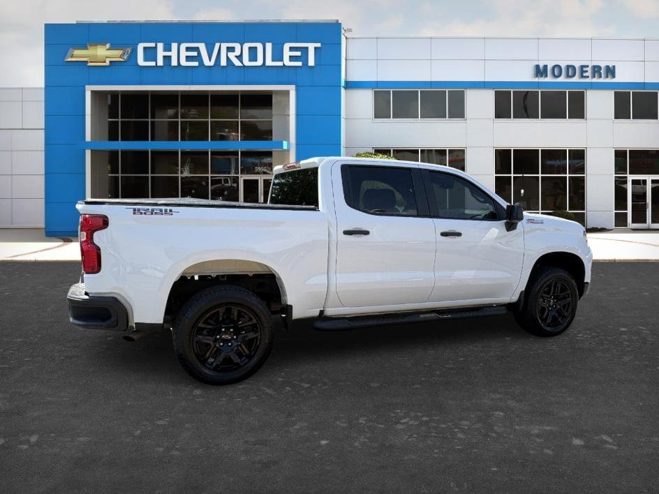 Used 2023 Summit White Chevrolet Custom Trail Boss image 4