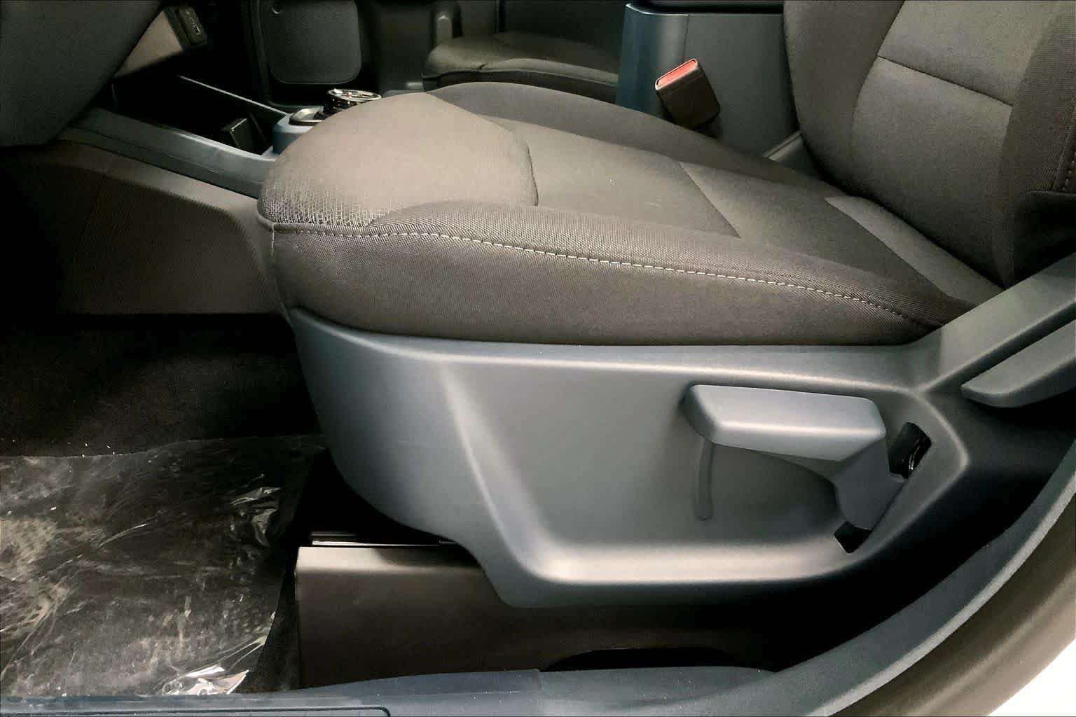 New 2026 Oxford White Ford XL image 19