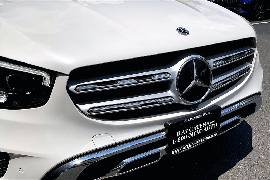 Certified Used 2021 White Mercedes-Benz GLC 300 image 30