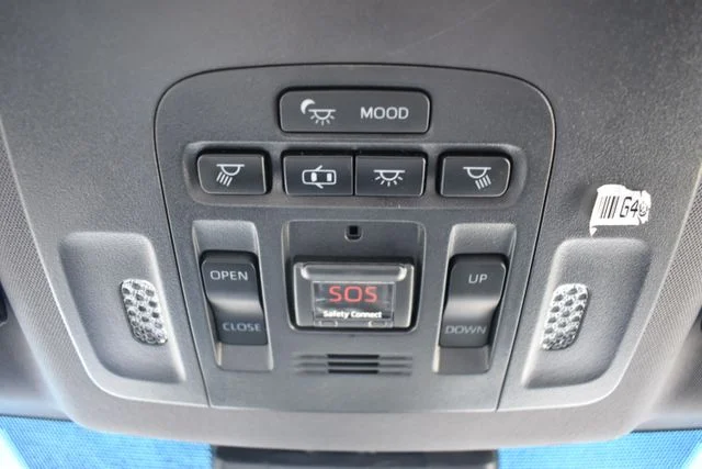 Used 2019 Red Toyota Touring image 34
