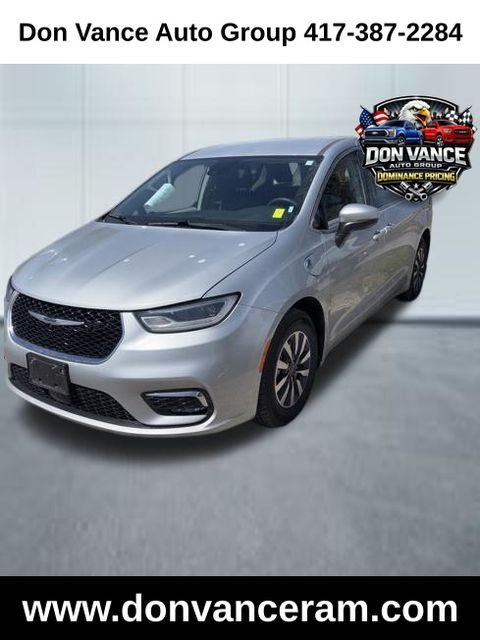 2023 Chrysler Pacifica Hybrid Touring L