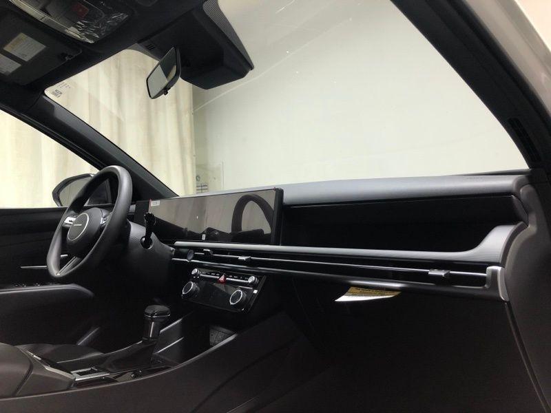 New 2026 White Hyundai SEL AWD image 13