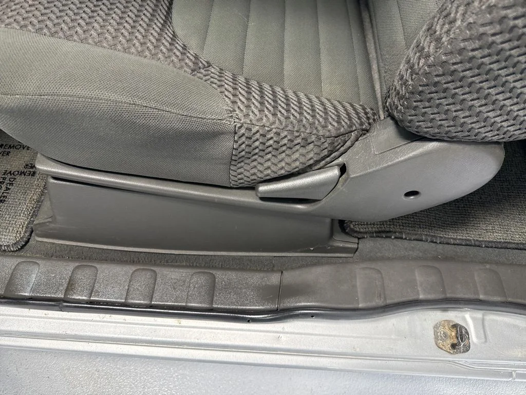 Used 2007 Silver Nissan SE image 11