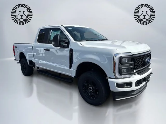 New 2026 Oxford White Ford F-250® XL image 3