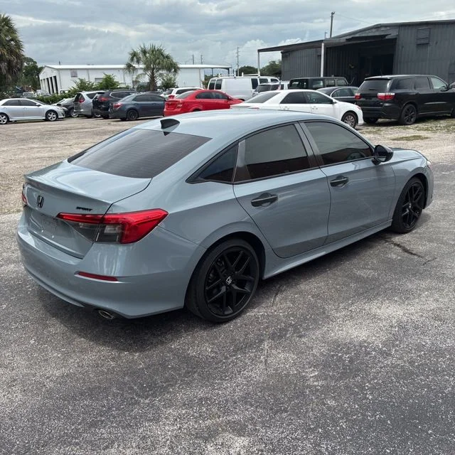 Used 2022  Honda Sport image 5