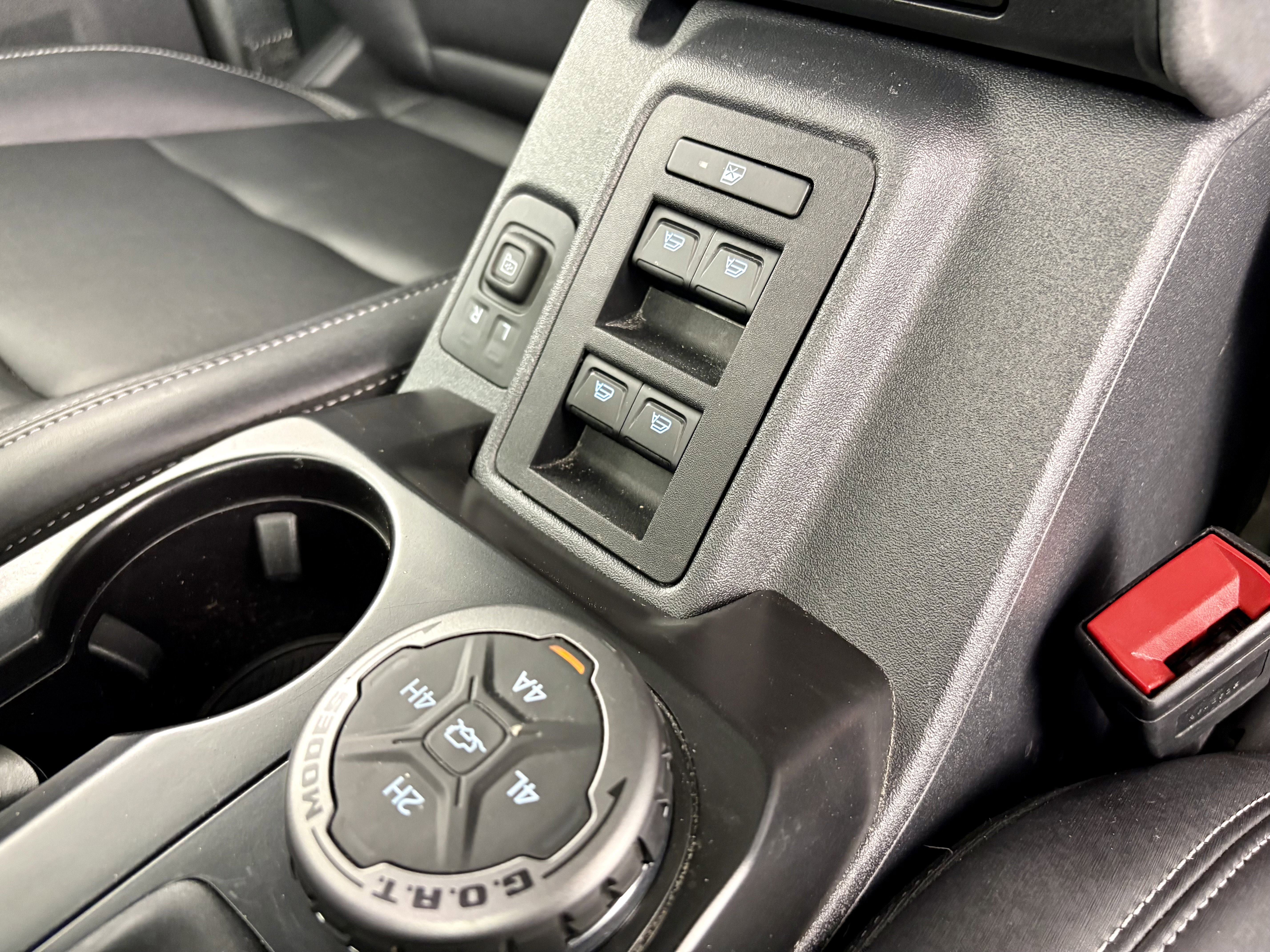 Used 2025 Green Metallic Ford Badlands image 19