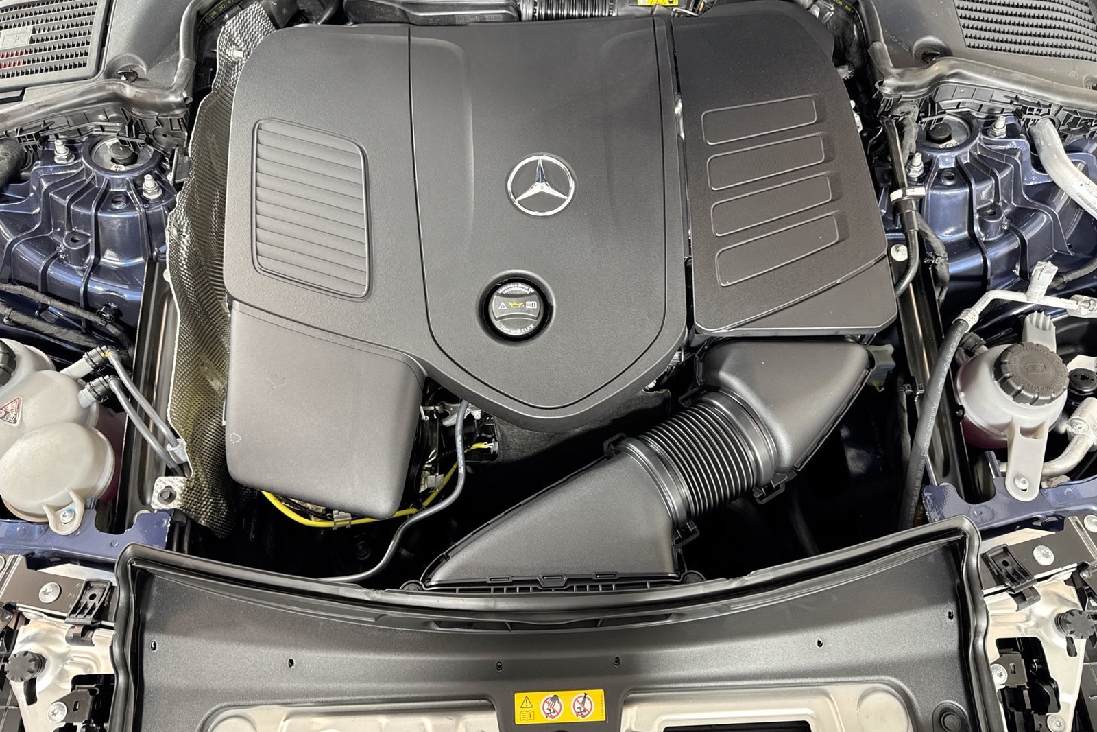 New 2026 Twilight Blue Metallic Mercedes-Benz C 300 image 28
