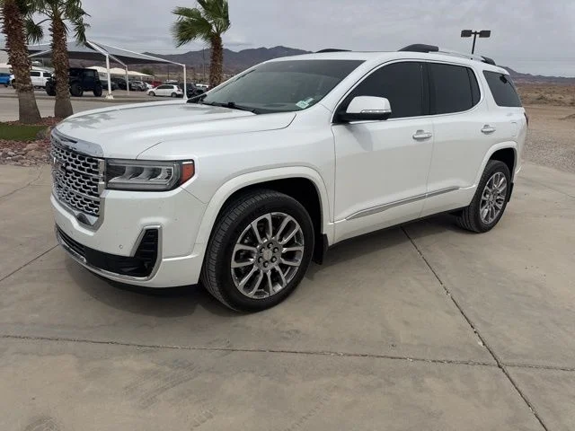 2023 GMC Acadia Denali FWD's photo