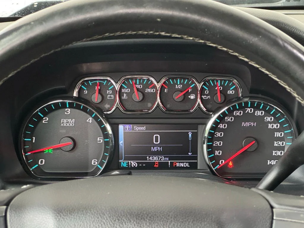 Used 2017 Gray Chevrolet LT image 29