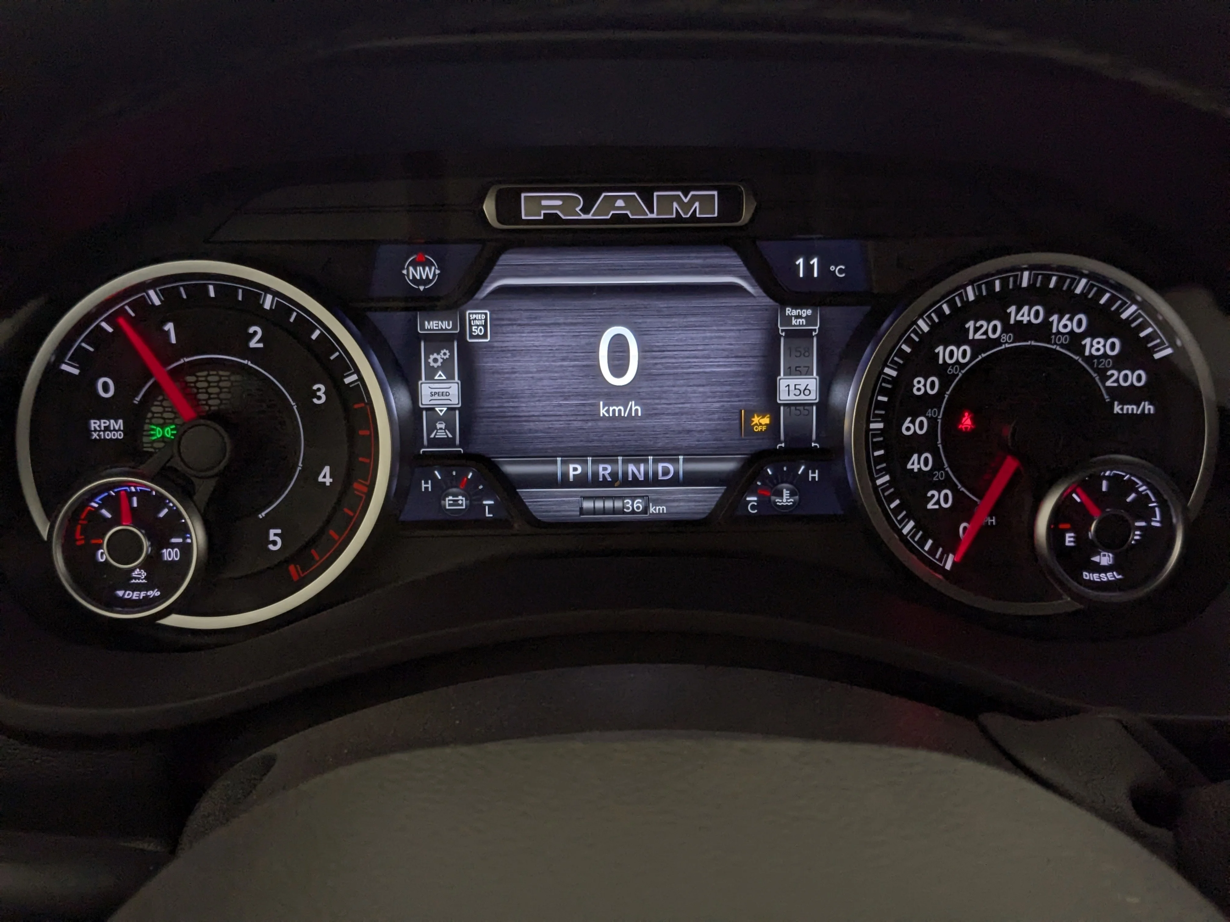 New 2026 Blue RAM Big Horn - - 6.7L HO Diesel - 5th Wheel/Gooseneck Prep - Sport App Pkg - Nav - Cargo Cam & More! image 19