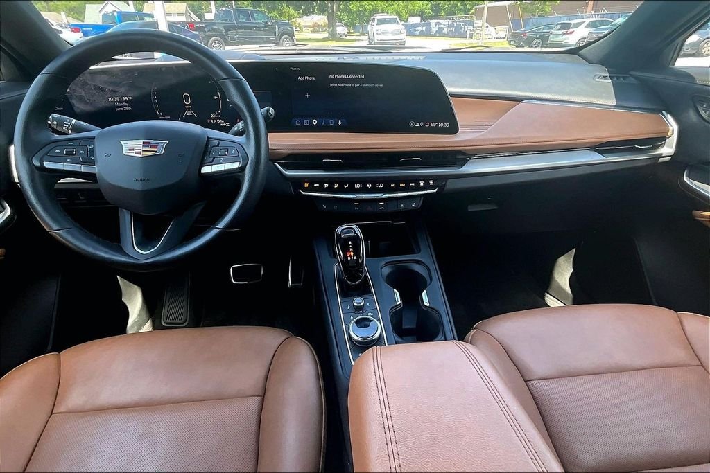 2024 Cadillac XT4 Sport - Photo 6