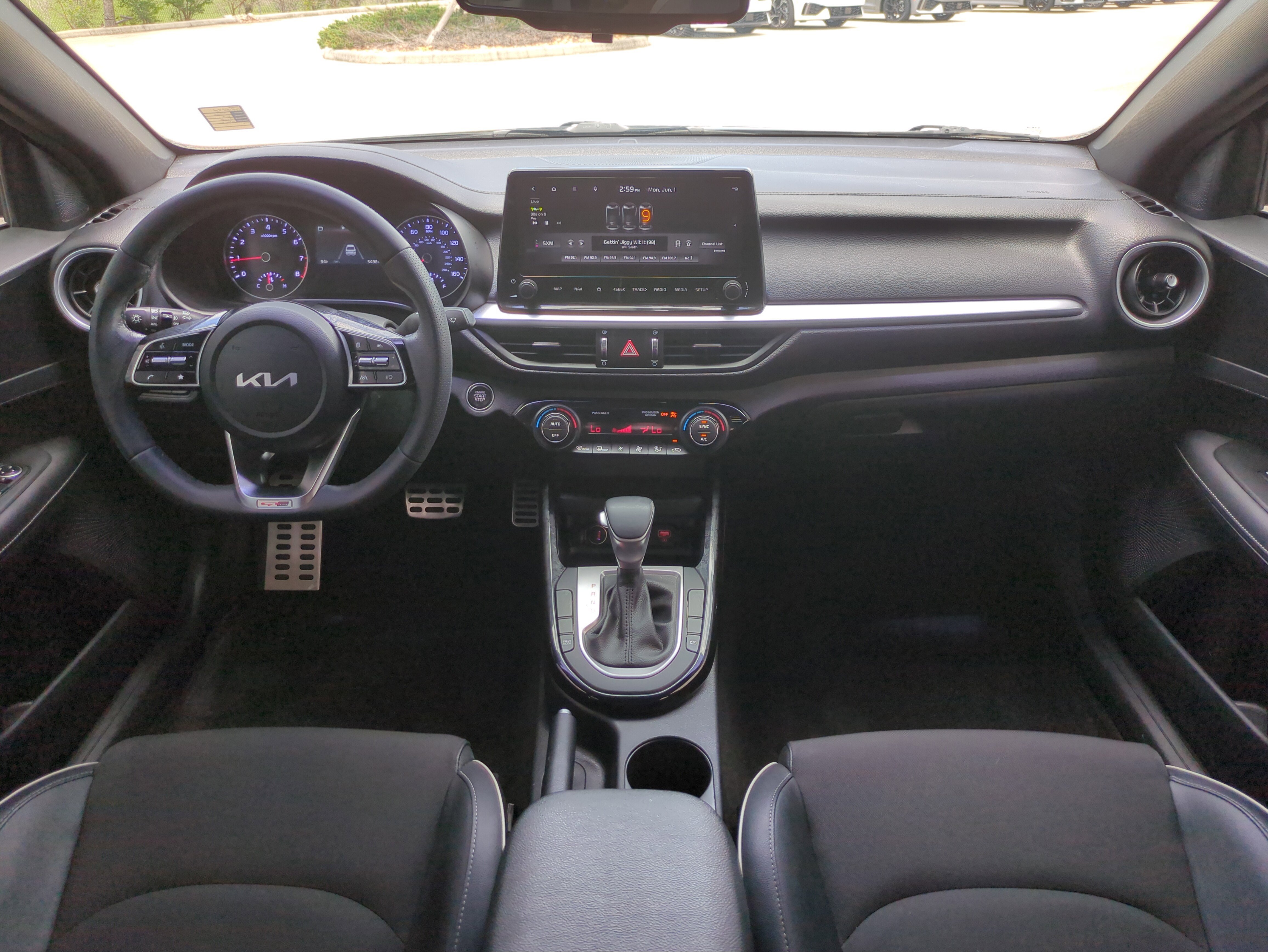 Certified Used 2022 Aurora Black Kia GT-Line image 15