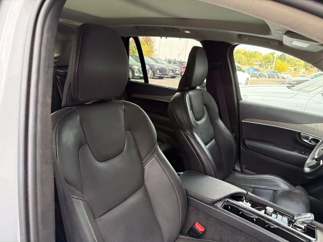Used 2025 Gray Volvo T8 Ultra image 9