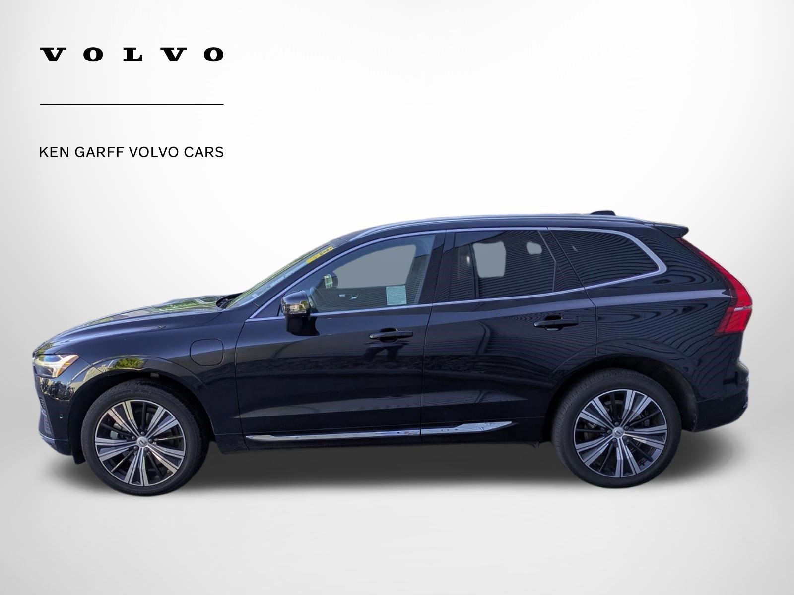 Certified Used 2023 Onyx Black Volvo Ultimate Bright Theme image 7